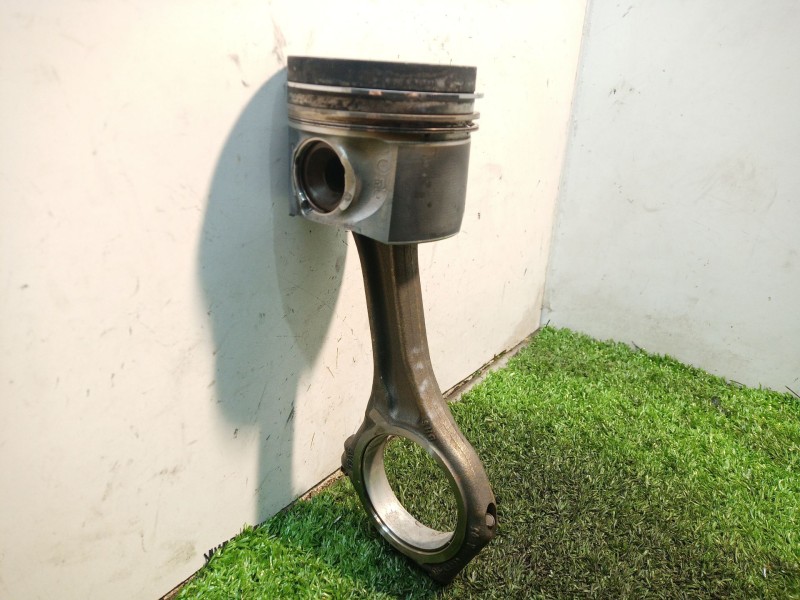 Recambio de piston para volkswagen touareg (7p6) v6 tdi bluemotion premium referencia OEM IAM   