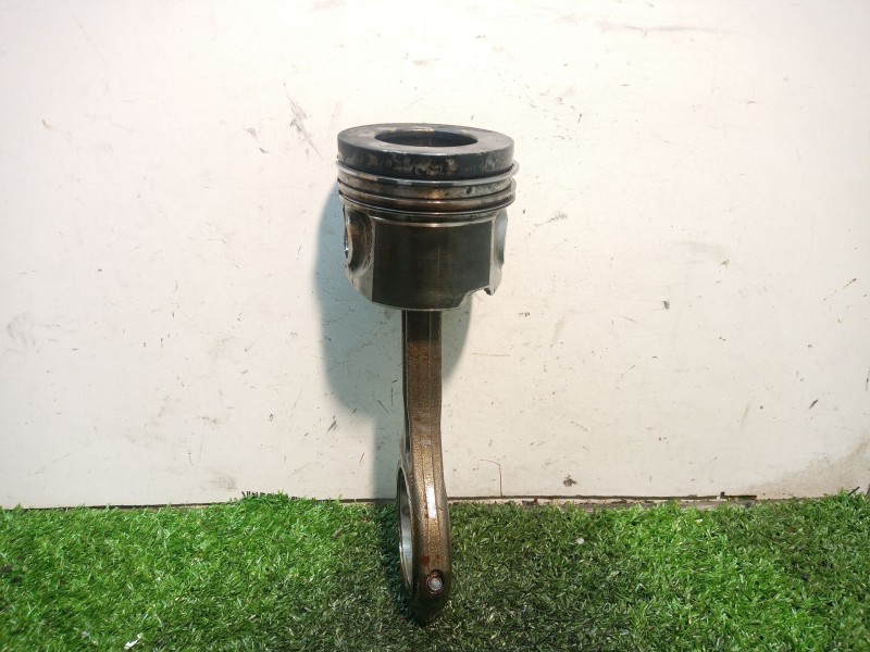 Recambio de piston para volkswagen touareg (7p6) v6 tdi bluemotion premium referencia OEM IAM 26101416 26101416 26101416