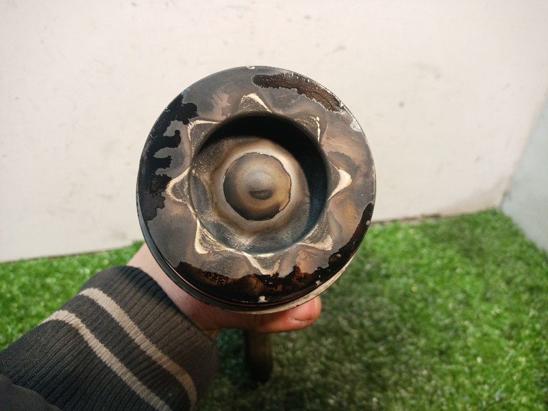 Recambio de piston para volkswagen touareg (7p6) v6 tdi bluemotion premium referencia OEM IAM 26101416 26101416 26101416