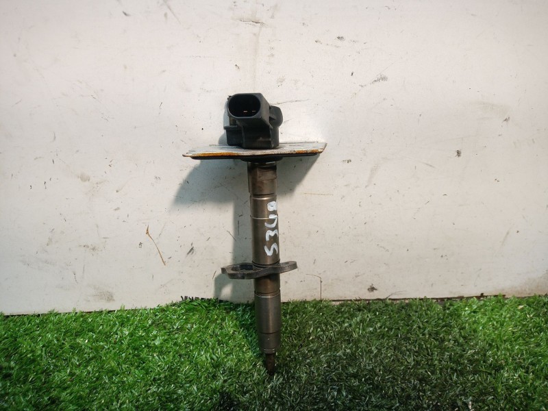 Recambio de inyector para volkswagen tiguan (5n1) 2.0 tdi referencia OEM IAM 03L130277 03L130277 04451160301161