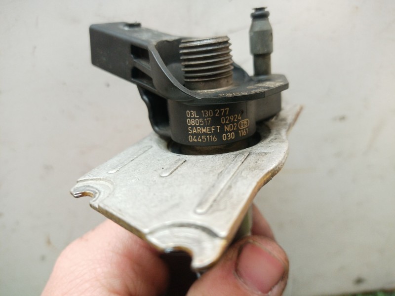 Recambio de inyector para volkswagen tiguan (5n1) 2.0 tdi referencia OEM IAM 03L130277 03L130277 04451160301161