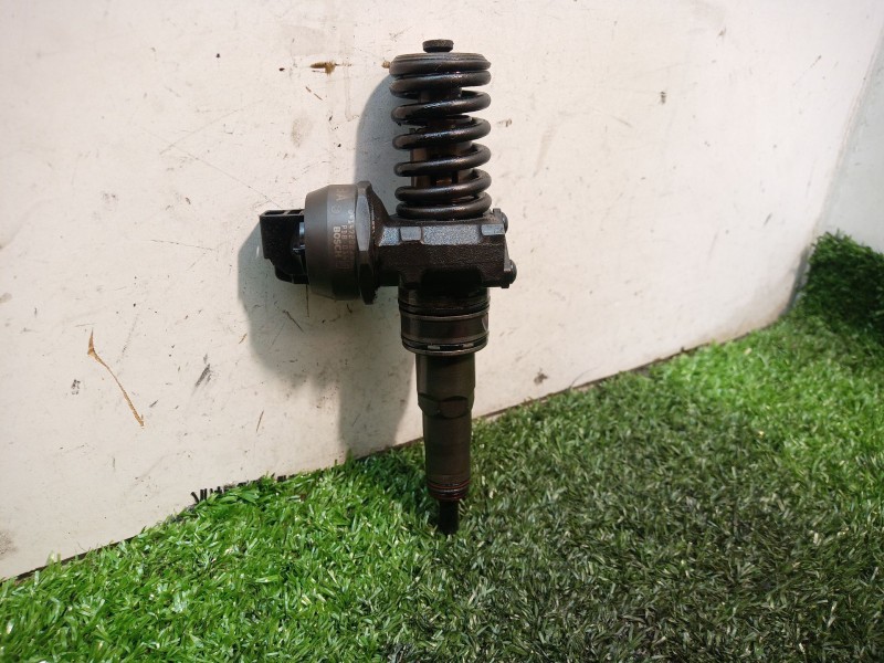 Recambio de inyector para audi a6 berlina (4b2) 2.5 tdi referencia OEM IAM 0414720215 0414720215 PDB016