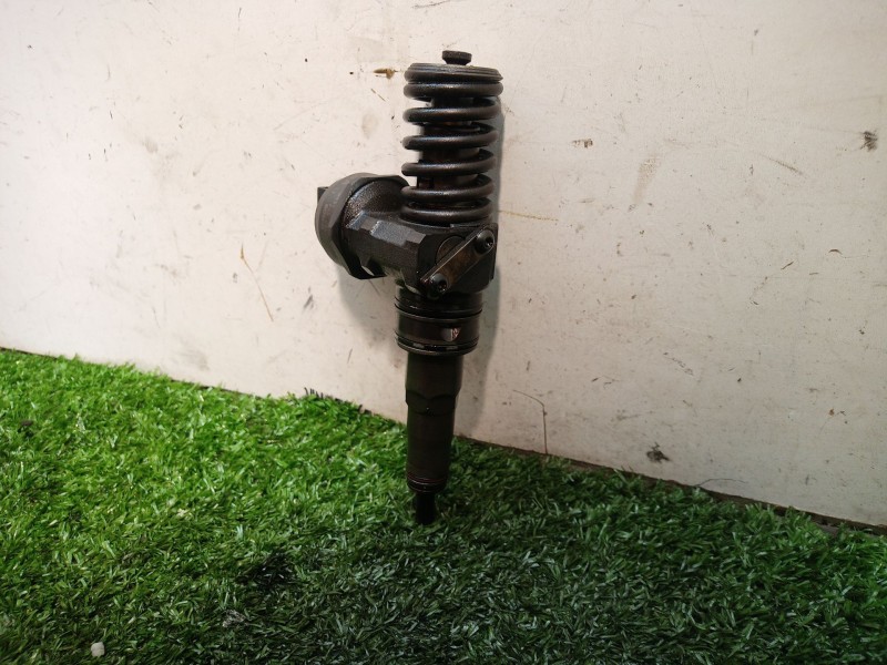 Recambio de inyector para audi a6 berlina (4b2) 2.5 tdi referencia OEM IAM 0414720215 0414720215 PDB016