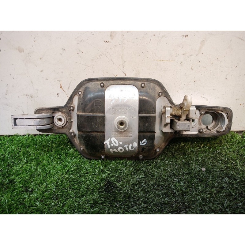 Recambio de maneta exterior trasera derecha para mitsubishi montero (v60/v70) 3.2 di-d avance (5-ptas.) referencia OEM IAM MR556