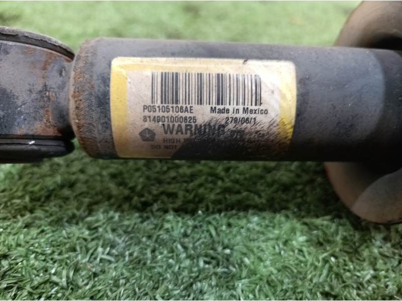 Recambio de amortiguador trasero izquierdo para dodge caliber s referencia OEM IAM 814901000625 814901000625 05105014AA