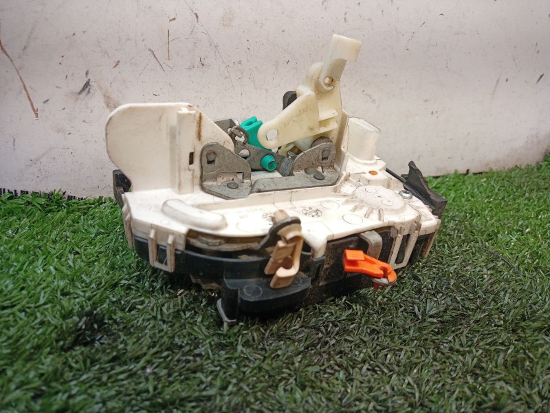 Recambio de cerradura puerta delantera izquierda para dodge caliber s referencia OEM IAM 04589409ADA 04589409 04589409AD