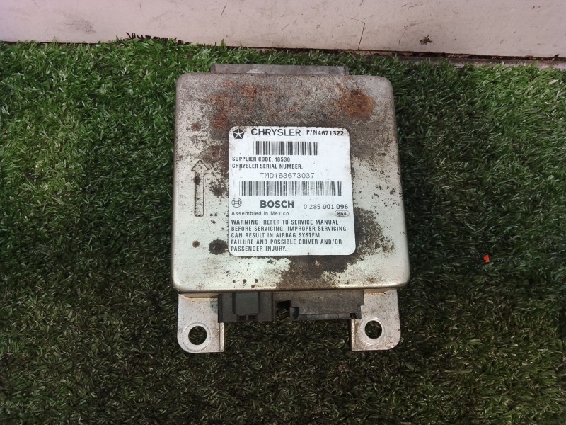 Recambio de centralita airbag para chrysler stratus cabrio (jx) 2.0 le referencia OEM IAM P/N4671322 0285001096 TMD163673037