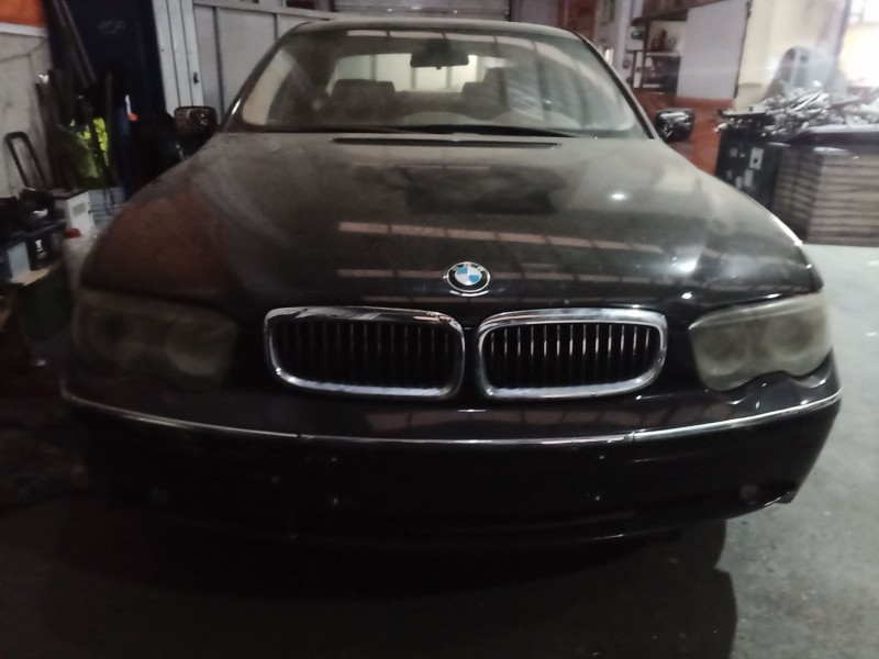 bmw serie 7 (e65/e66) del año 2001