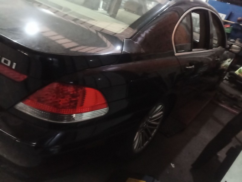 bmw serie 7 (e65/e66) del año 2001