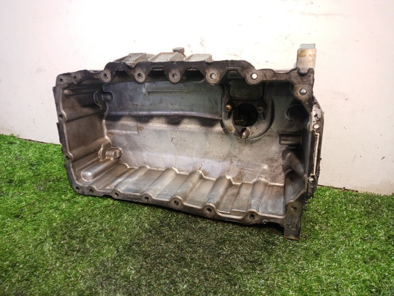 Recambio de carter para audi a4 berlina (8e) 2.0 tdi 16v (103kw) referencia OEM IAM 03G103603 03G103601 03G103601H