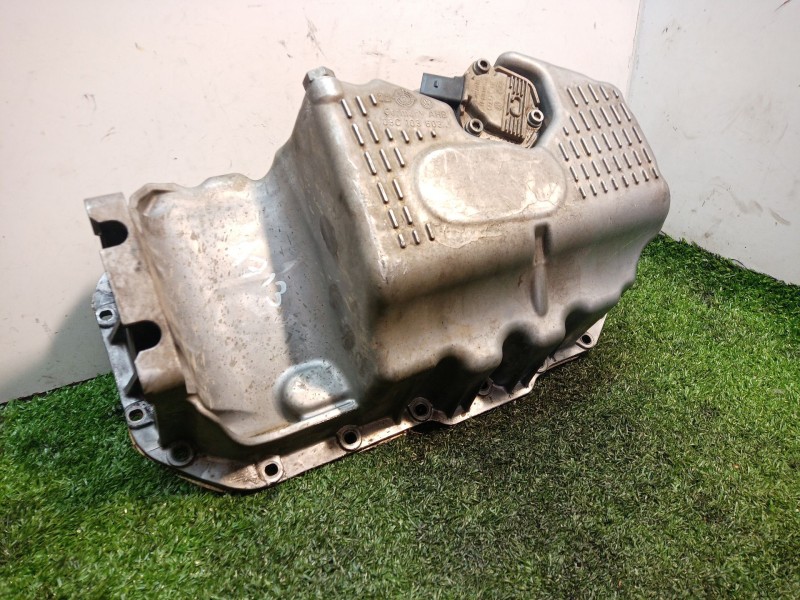 Recambio de carter para volkswagen golf v berlina (1k1) highline referencia OEM IAM 03C103603J 6PR00807903 03C103603