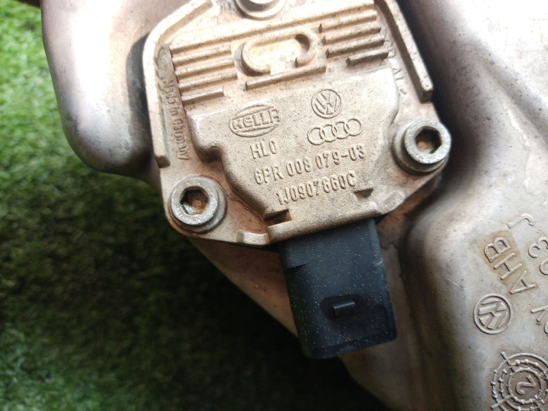 Recambio de carter para volkswagen golf v berlina (1k1) highline referencia OEM IAM 03C103603J 6PR00807903 03C103603