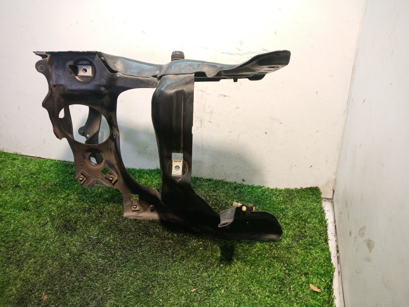 Recambio de moldura para bmw serie 7 (e65/e66) 6.0 cat referencia OEM IAM   