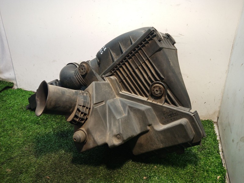 Recambio de carcasa filtro aire para bmw serie 7 (e65/e66) 6.0 cat referencia OEM IAM 750055004 9891128 10991213DE