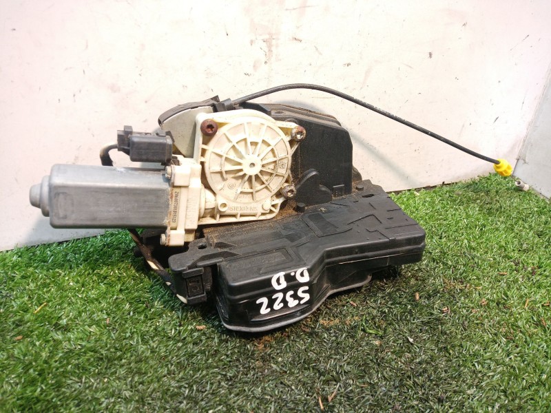 Recambio de cerradura puerta delantera derecha para bmw serie 7 (e65/e66) 6.0 cat referencia OEM IAM 8240572 7746003701 41023061