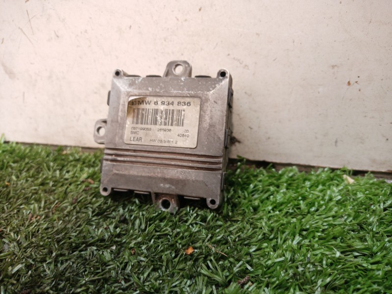 Recambio de centralita faros xenon para bmw serie 7 (e65/e66) 6.0 cat referencia OEM IAM 6934836 6934836 037199053