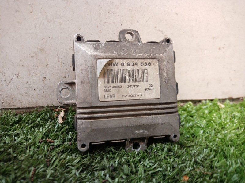 Recambio de centralita faros xenon para bmw serie 7 (e65/e66) 6.0 cat referencia OEM IAM 6934836 6934836 037199053