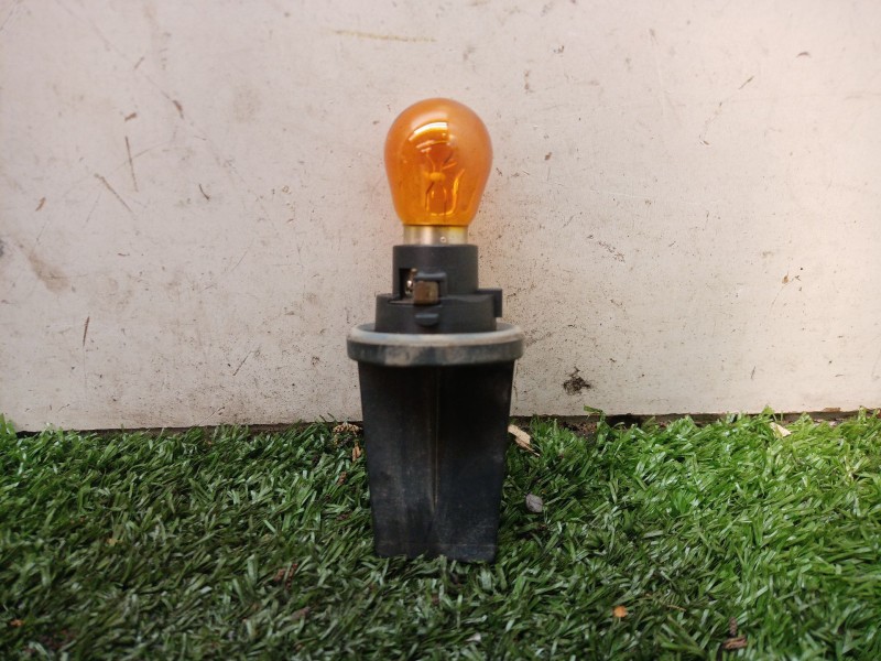 Recambio de portalamparas para bmw serie 7 (e65/e66) 6.0 cat referencia OEM IAM 15620100 15620100 15620100