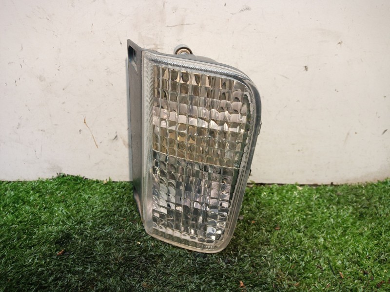 Recambio de piloto trasero derecho paragolpes para opel vivaro combi 2.9t corto referencia OEM IAM   