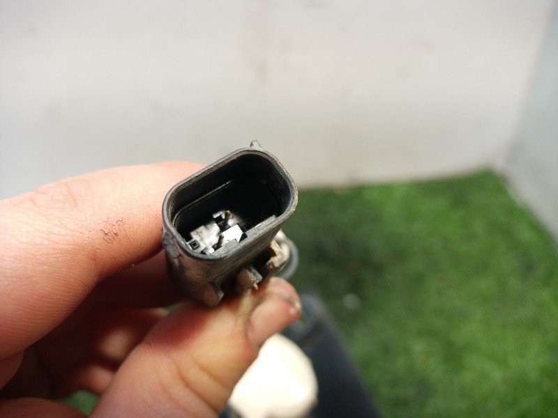 Recambio de piloto trasero derecho paragolpes para opel vivaro combi 2.9t corto referencia OEM IAM   