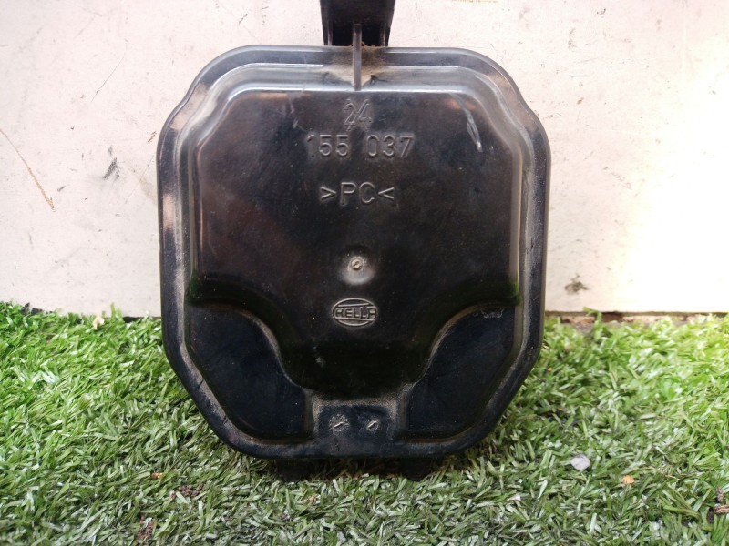 Recambio de moldura para bmw serie 7 (e65/e66) 6.0 cat referencia OEM IAM 155037 155037 155037