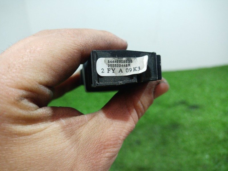 Recambio de mando multifuncion para dacia dokker ambiance referencia OEM IAM 344422023GB 344422023GB 344422023GB