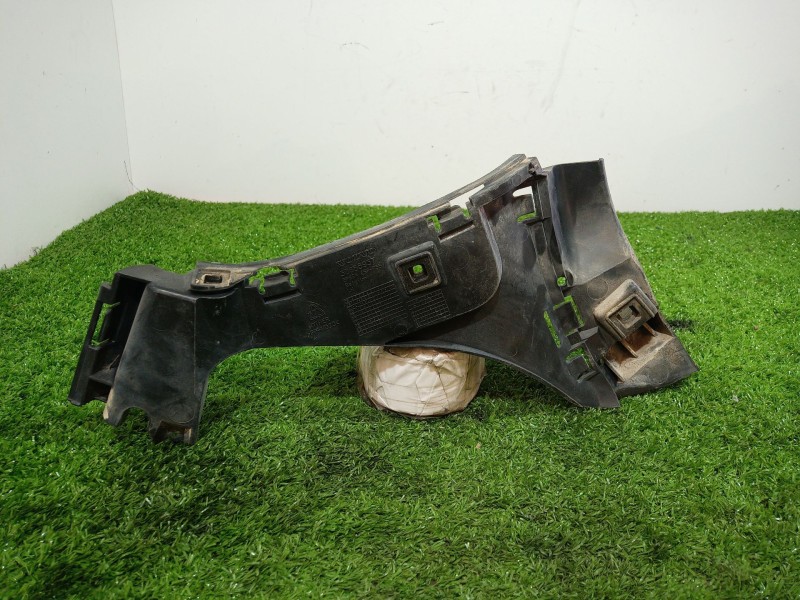 Recambio de moldura para volvo c30 1.6 d drive kinetic referencia OEM IAM 30655937 30655937 30655937