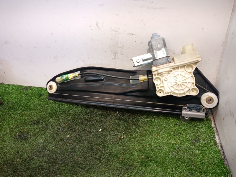 Recambio de elevalunas trasero derecho para bmw serie 7 (e65/e66) 6.0 cat referencia OEM IAM 0206008001 7138864E 5WK1052