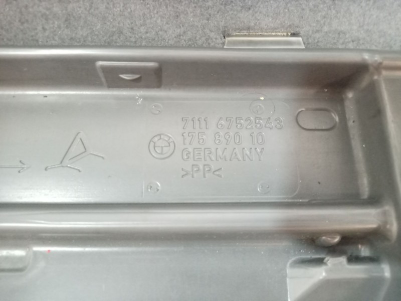 Recambio de moldura para bmw serie 7 (e65/e66) 6.0 cat referencia OEM IAM 17589010 17589010 17589010