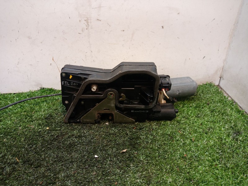 Recambio de cerradura puerta delantera izquierda para bmw serie 7 (e65/e66) 6.0 cat referencia OEM IAM 8240569 7746003702 410130