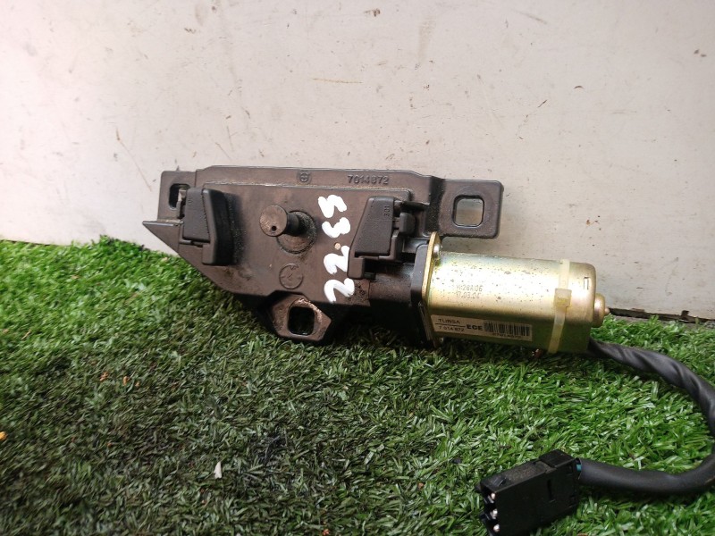 Recambio de cerradura maletero / porton para bmw serie 7 (e65/e66) 6.0 cat referencia OEM IAM 7014872 FS578VA 070144872