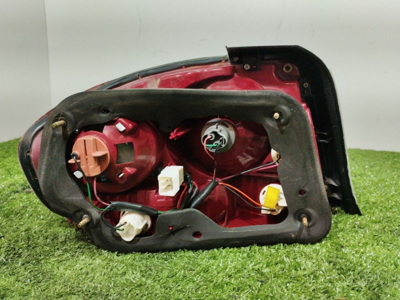 Recambio de piloto trasero derecho para hyundai sonata (y4) 2.0 cat referencia OEM IAM 924023D0 924023D0 924023D0