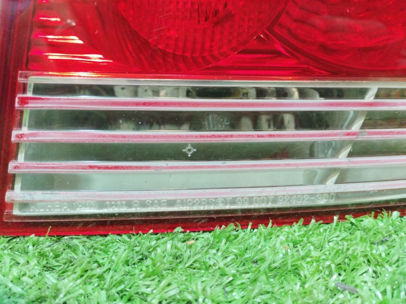 Recambio de piloto trasero derecho para hyundai sonata (y4) 2.0 cat referencia OEM IAM 924023D0 924023D0 924023D0