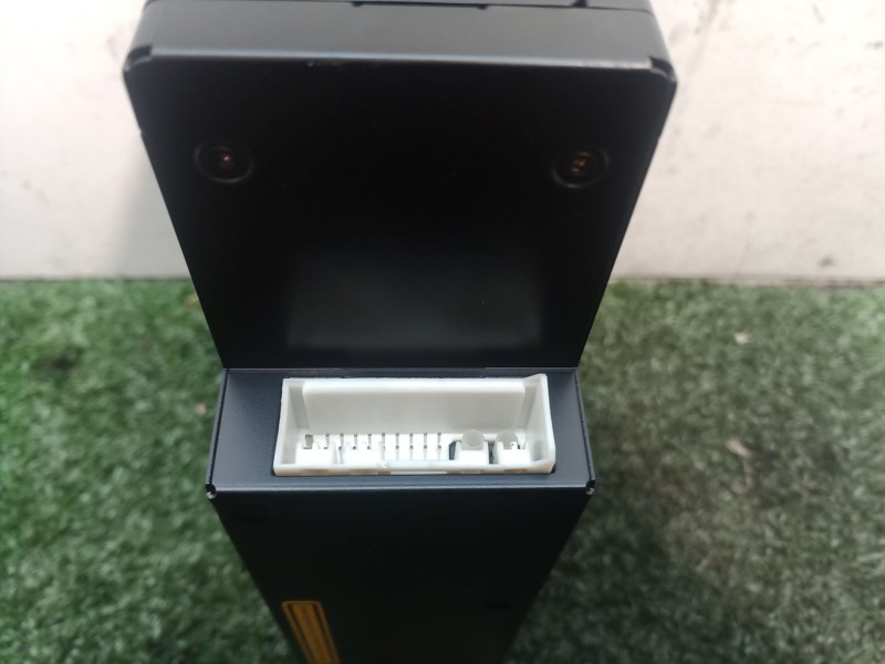 Recambio de sistema audio / radio cd para bmw serie 7 (e65/e66) 6.0 cat referencia OEM IAM 69133912 69133912 69133912