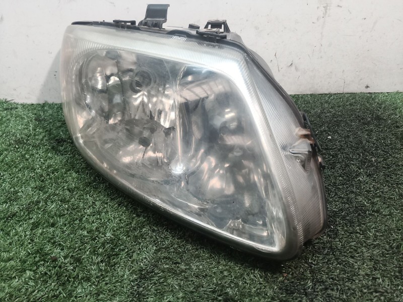Recambio de faro derecho para chrysler voyager (rg) referencia OEM IAM 5870200000 5870200000 5870200000
