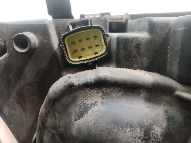 Recambio de faro derecho para chrysler voyager (rg) referencia OEM IAM 5870200000 5870200000 5870200000