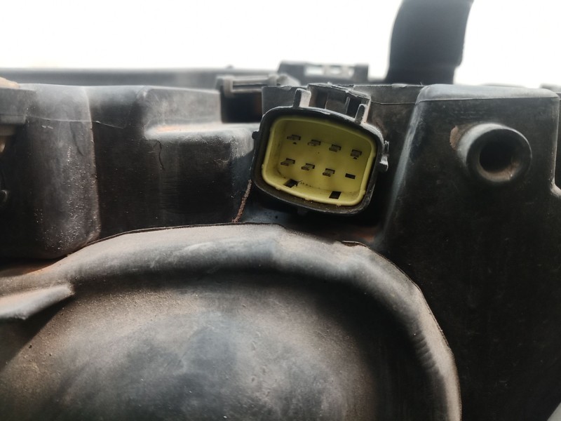 Recambio de faro izquierdo para chrysler voyager (rg) referencia OEM IAM 5870100000 5870100000 5870100000