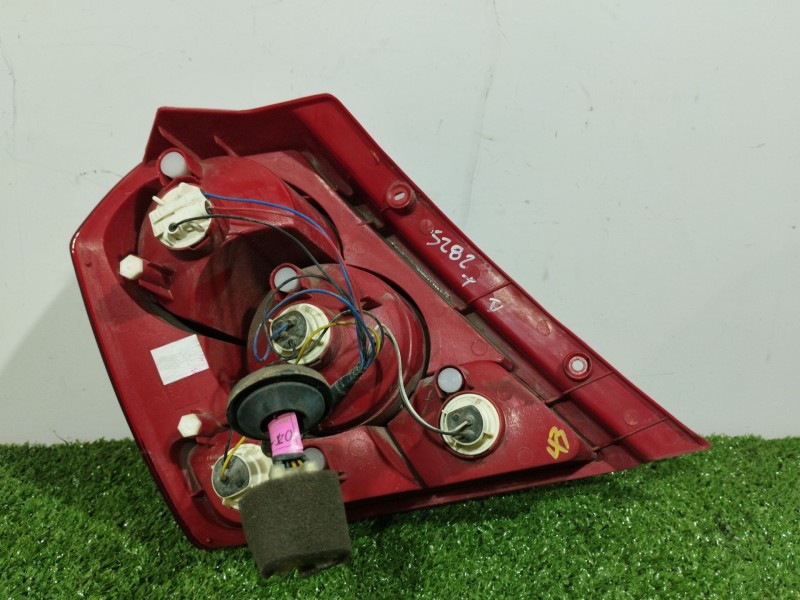 Recambio de piloto trasero derecho para daewoo kalos 1.4 cat referencia OEM IAM 300267R 300267R 300267R