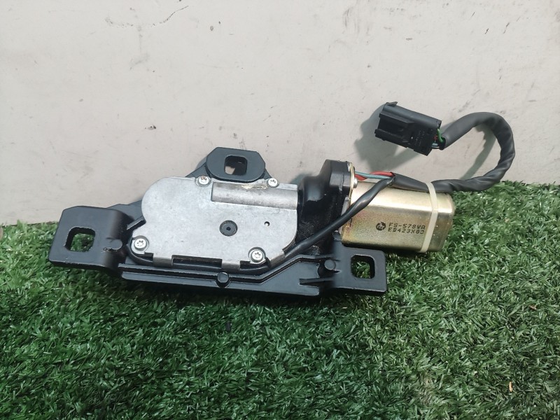 Recambio de motor cierre centralizado porton para bmw serie 7 (e65/e66) 6.0 cat referencia OEM IAM 7014872 7014872 7014872