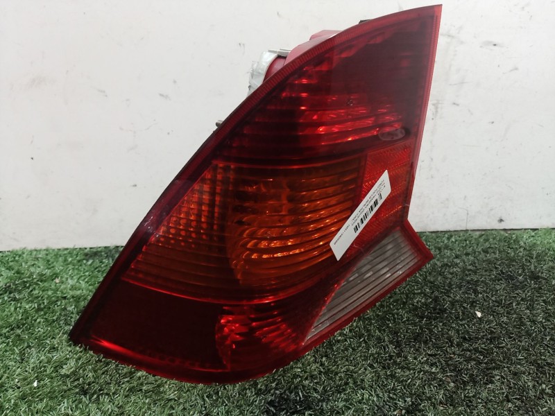 Recambio de piloto trasero izquierdo para ford focus berlina (cak) referencia OEM IAM 1M5113405BB 1M5113405BB 1M5113405BB