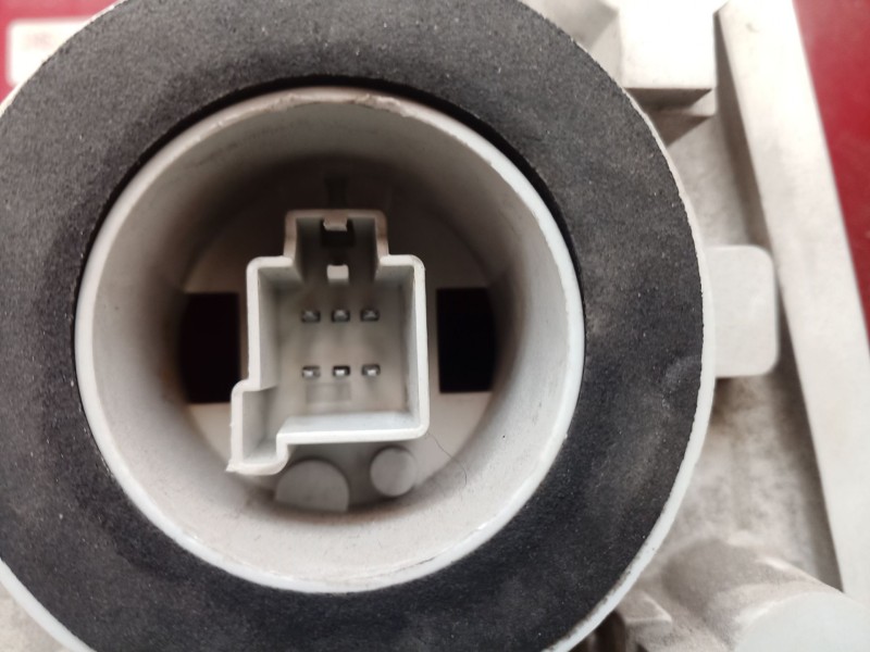 Recambio de piloto trasero izquierdo para ford focus berlina (cak) referencia OEM IAM 1M5113405BB 1M5113405BB 1M5113405BB