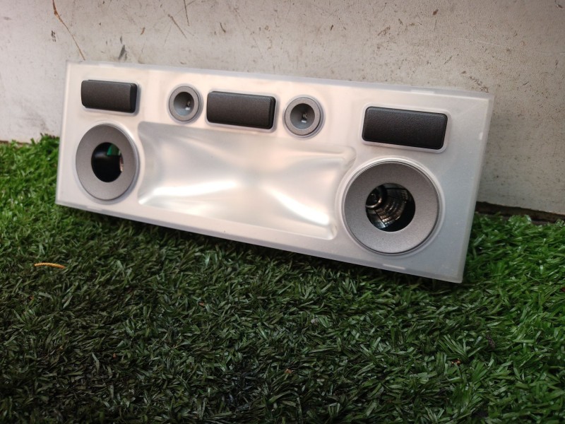 Recambio de luz interior para bmw serie 7 (e65/e66) 6.0 cat referencia OEM IAM 63318379699 63318379699 8379699