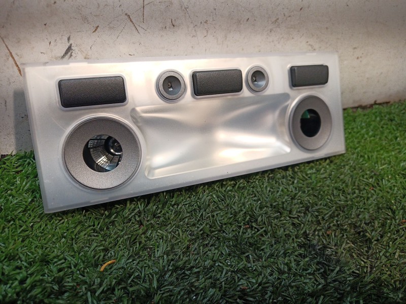 Recambio de luz interior para bmw serie 7 (e65/e66) 6.0 cat referencia OEM IAM 63318379699 63318379699 8379699