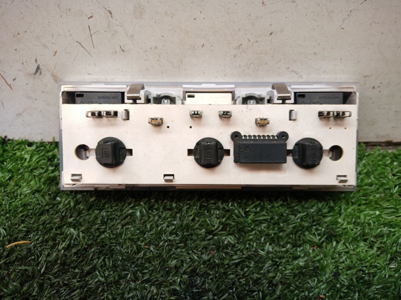 Recambio de luz interior para bmw serie 7 (e65/e66) 6.0 cat referencia OEM IAM 63318379699 63318379699 8379699