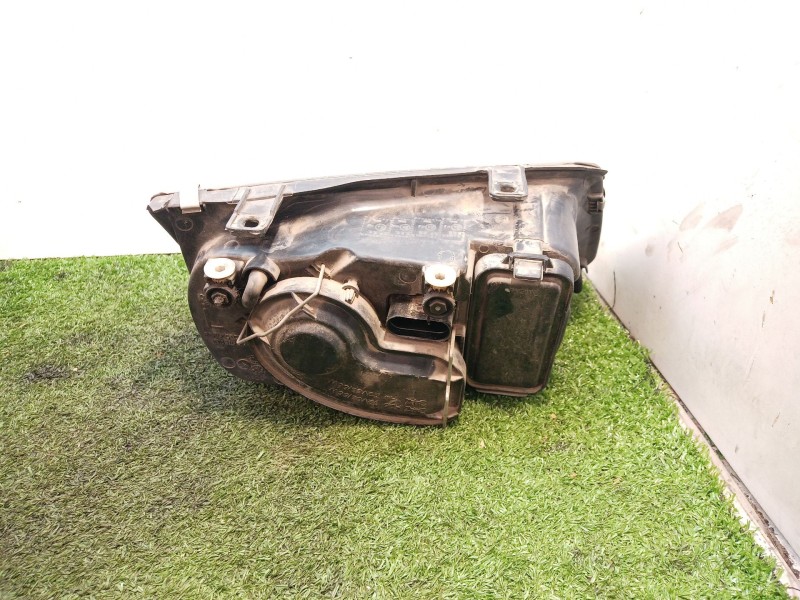 Recambio de faro izquierdo para volkswagen bora berlina (1j2) highline referencia OEM IAM 083411106L 083411106L 083411106