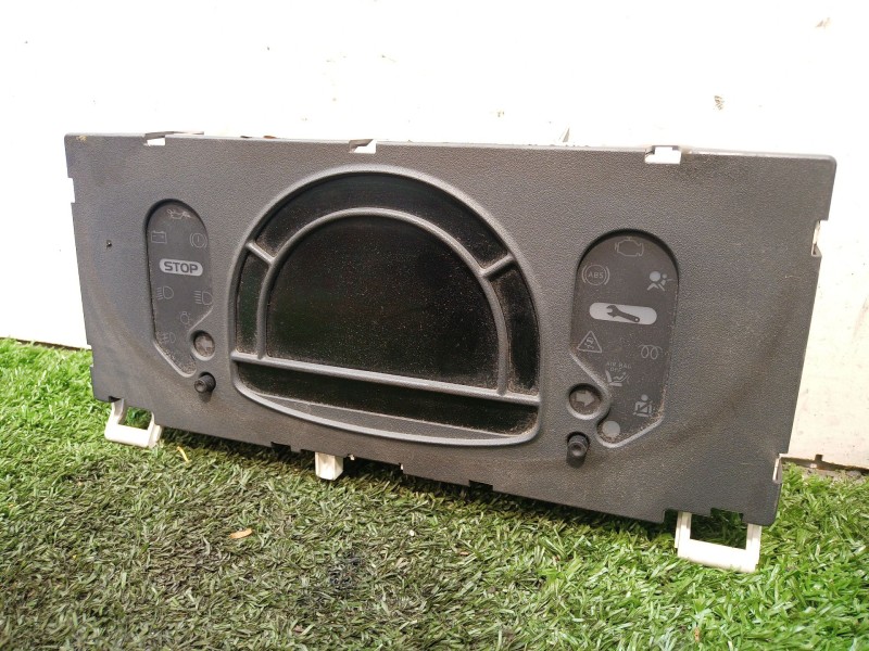 Recambio de cuadro instrumentos para renault modus 1.5 dci diesel referencia OEM IAM P8200418023D 216784753X0 P8200418023