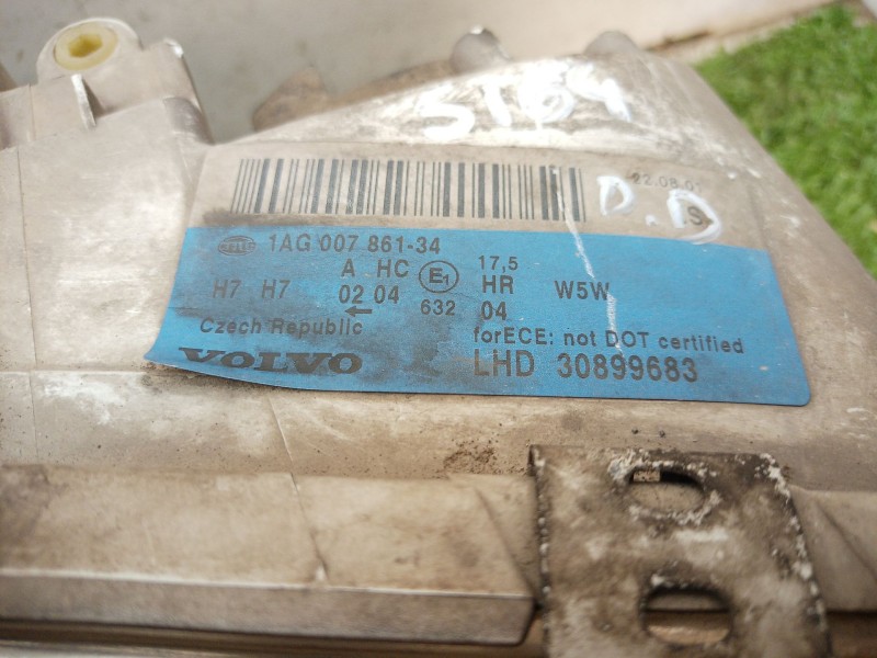 Recambio de faro derecho para volvo v40 familiar 1.9 d+ (85kw) referencia OEM IAM 1AG00786134 1AG00786134 30899683