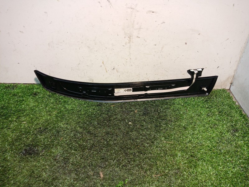 Recambio de moldura para bmw serie 7 (e65/e66) 6.0 cat referencia OEM IAM 7070663 7051873 8223553