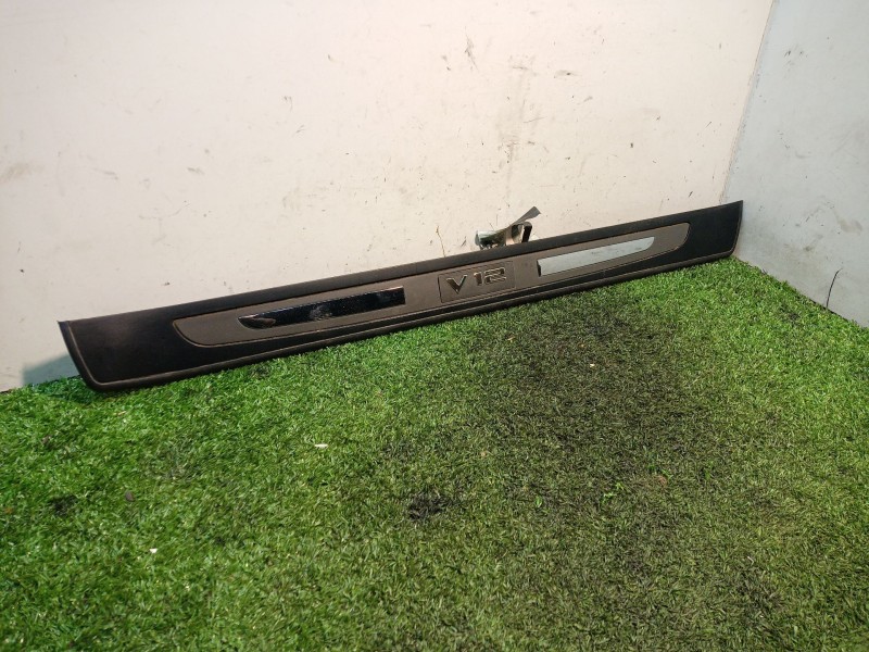 Recambio de moldura para bmw serie 7 (e65/e66) 6.0 cat referencia OEM IAM 7070662 7051872 8223552