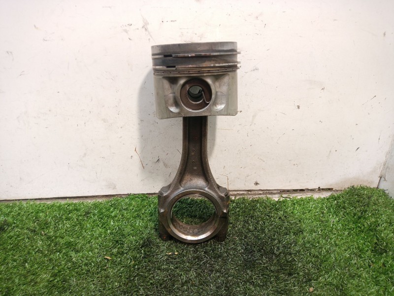 Recambio de piston para audi a3 (8p) 2.0 tdi ambiente (dpf) (125kw) referencia OEM IAM 8VZ 8VZ 8VZ